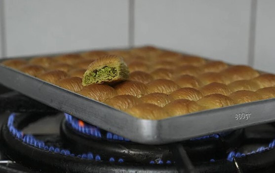 Baklavanın şekeri düştü