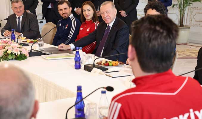 Erdoğan'ın gençlerle Çengelköy buluşması