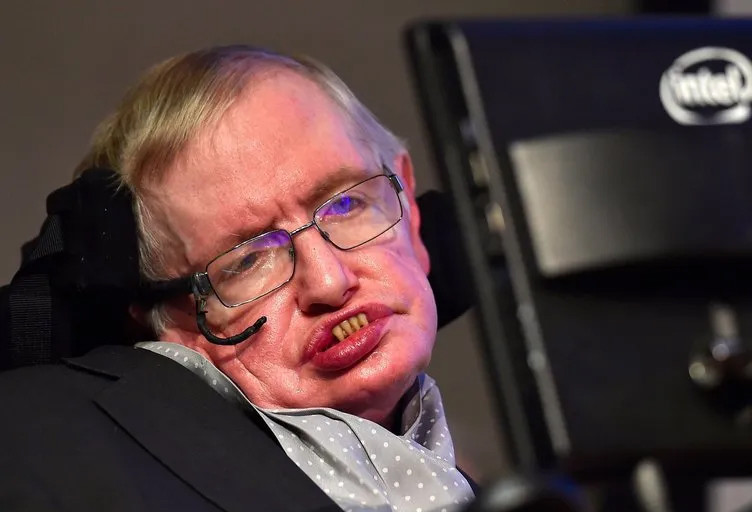 Stephan Hawking ölmeden önce uyarmış: İnsanlığın sonunu getirecek!