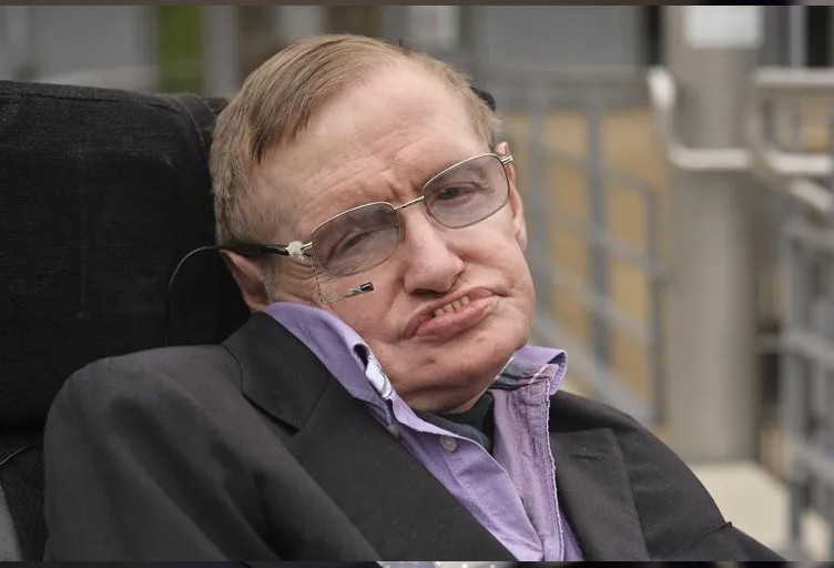 Stephan Hawking ölmeden önce uyarmış: İnsanlığın sonunu getirecek!