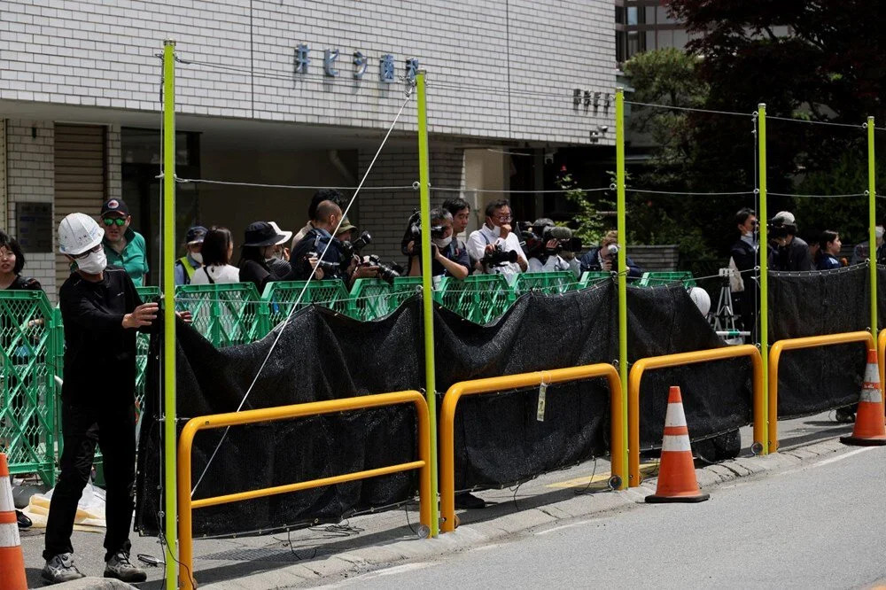 Japonlar turist akınından bıktı: Fuji Dağı manzarası brandayla kapatıldı!