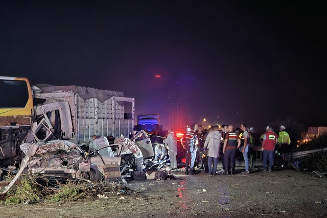 Mersin'deki feci kazanın bilirkişi raporu: Otobüs şoförü tek suçlu!