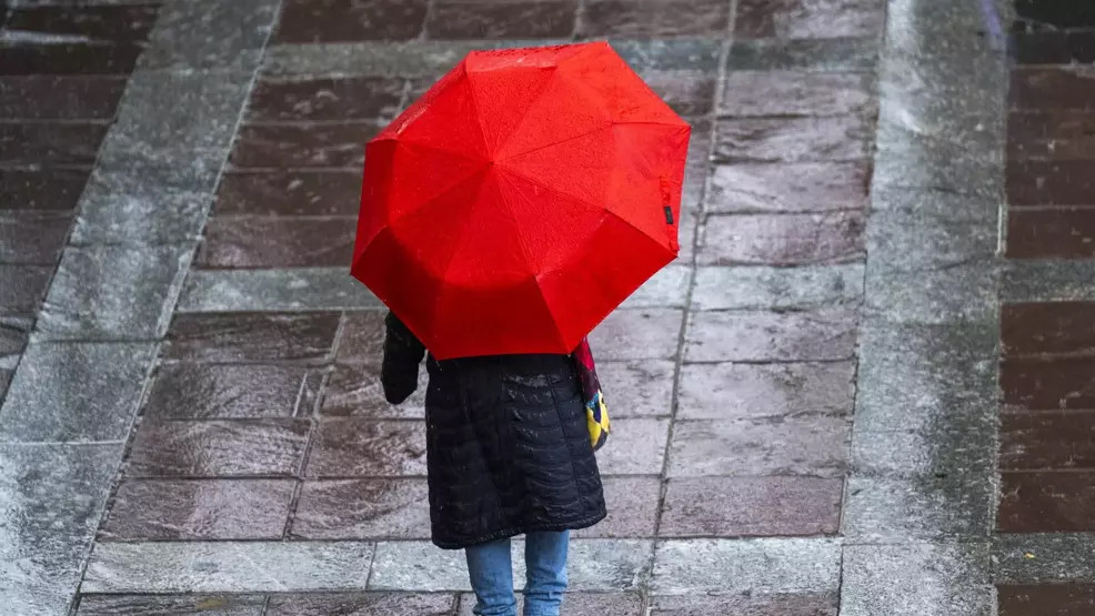 Meteoroloji saat verip uyardı: İstanbullular dikkat!