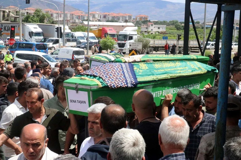 Gaziantep'teki katliam gibi kazada ölenlere veda!