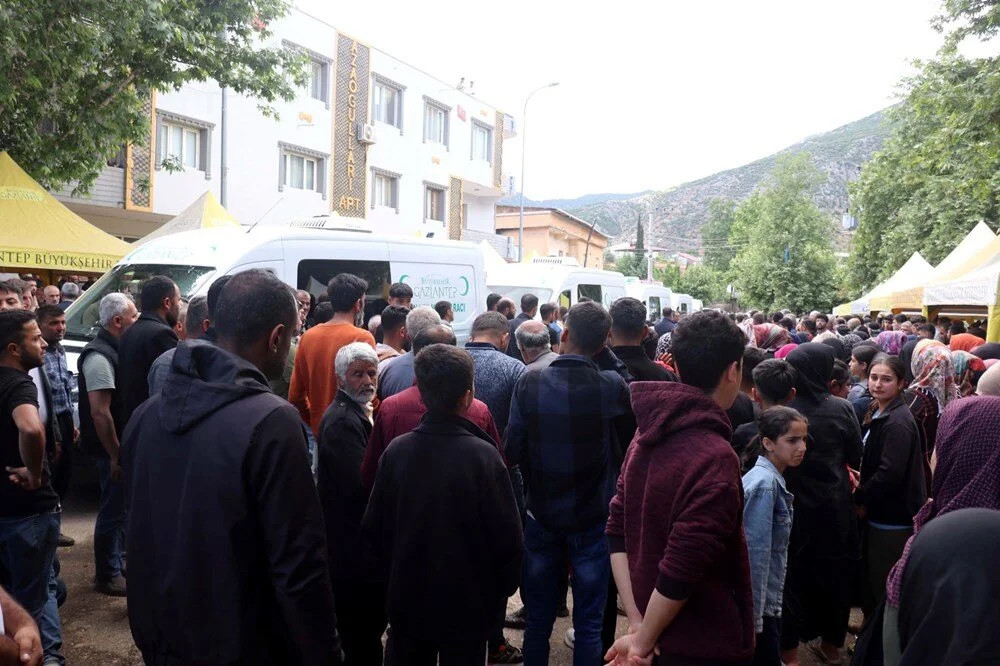 Gaziantep'teki katliam gibi kazada ölenlere veda!