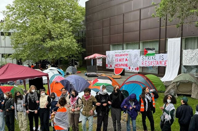 Berlin ve Amsterdam'da Gazze'ye destek gösterilerine müdahale!