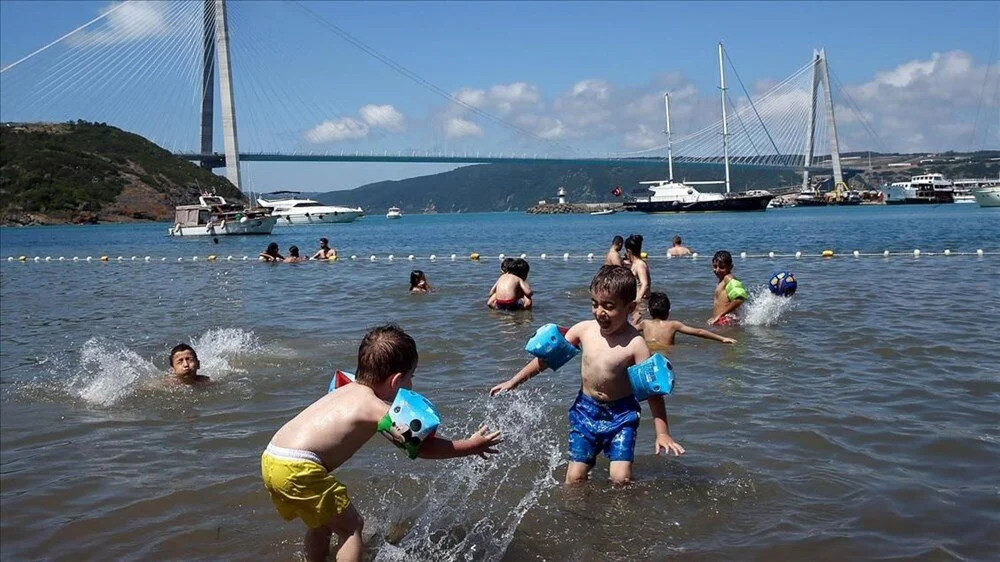 İstanbul'un plajları incelendi: Bazı bölgeler tehlike sinyali veriyor!