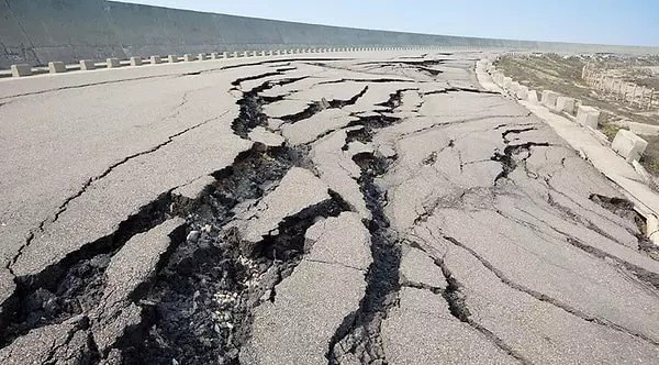 Aktif fay haritası güncellendi: Riskli bölgeler belli oldu