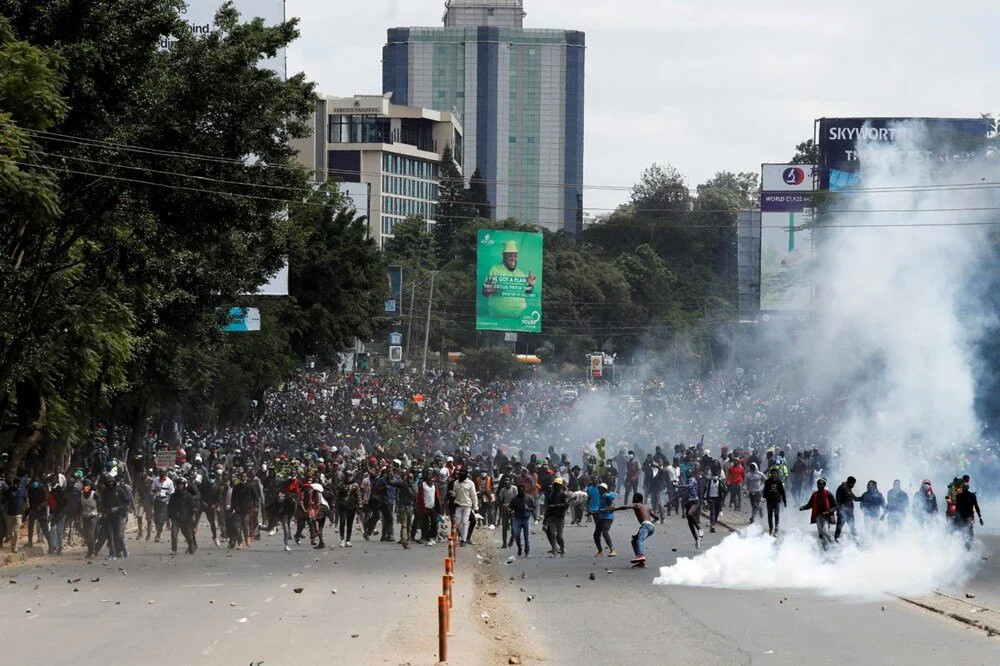 Kenya'da vergi protestoları büyüyor: En az 10 kişi öldü!