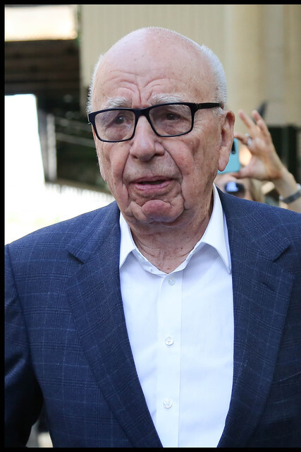 93 yaşındaki medya milyarderi Rupert Murdoch 5. kez evlendi!