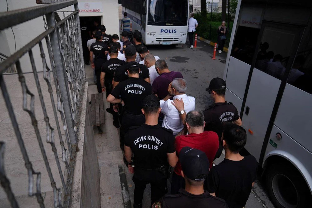 Fenomen Neslim Güngen'e şok: Eşi tüm suçu ona yıktı!