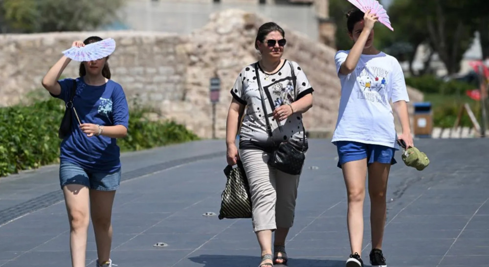 Astım ve KOAH hastalarına uyarı geldi: Bu saatlerde dışarı çıkmayın 