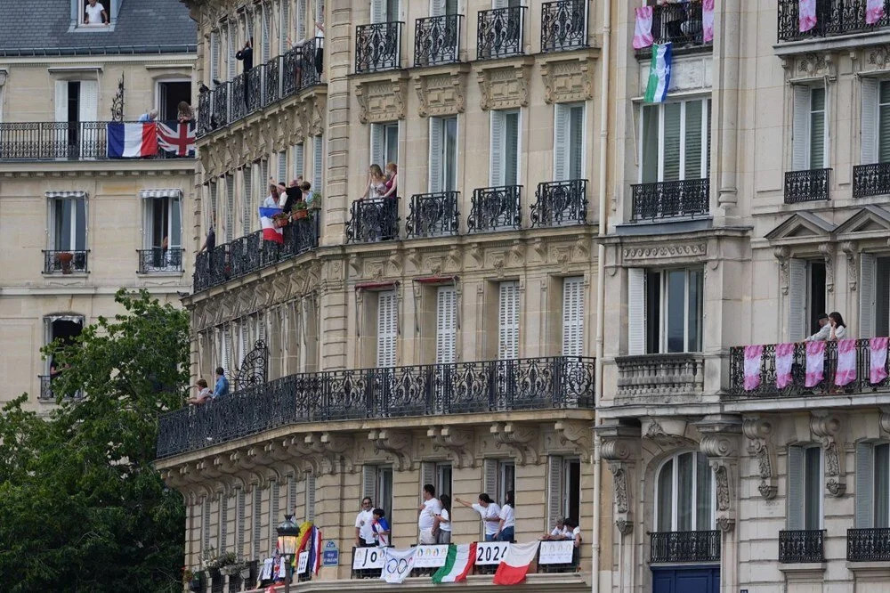 Paris Olimpiyatları açılış töreninden muhteşem kareler