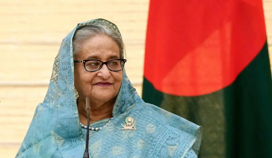 Ülkesinden kaçan Bangladeş'in 'demir leydisi' Şeyh Hasina kimdir?