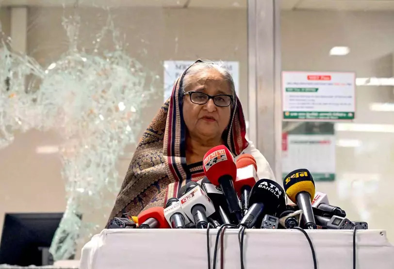 Ülkesinden kaçan Bangladeş'in 'demir leydisi' Şeyh Hasina kimdir?