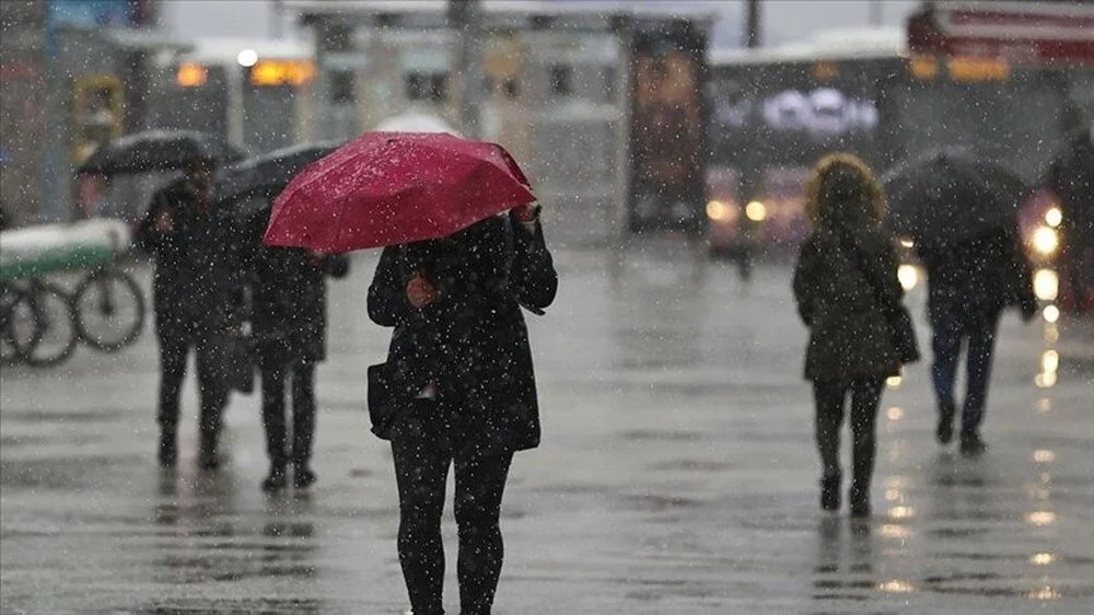 Meteoroloji 4 ili uyardı: Kuvvetli sağanak yağış kapıda!