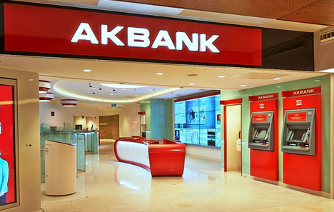 Akbank için iki kurumdan tavsiye