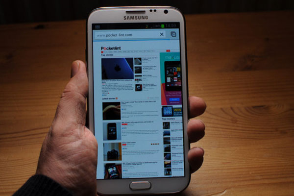 Samsung'dan yeni Galaxy