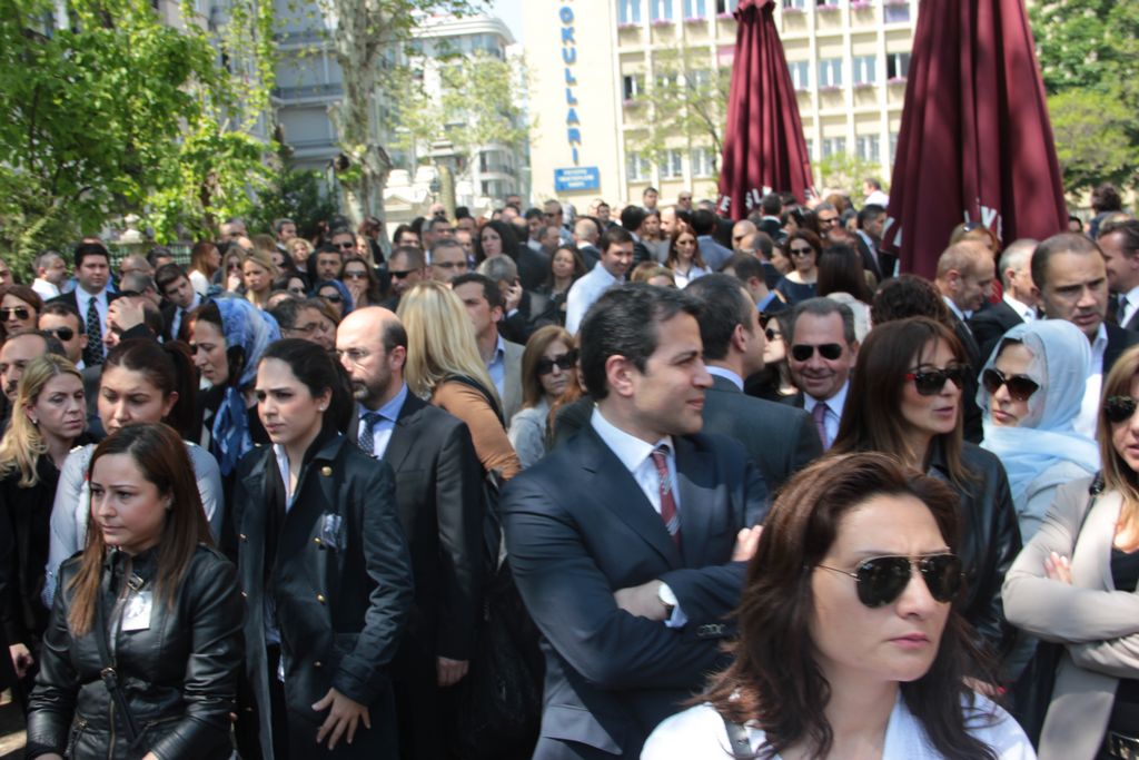 Özlem İmece böyle uğurlandı