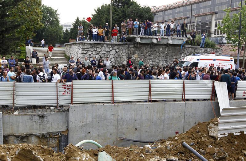 Gezi Parkı'nda eylem bitmiyor