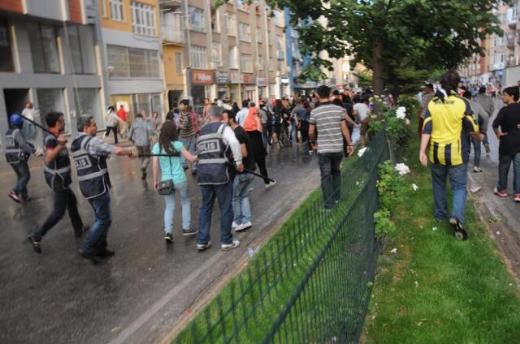 Türkiye Gezi Parkı için uyumadı