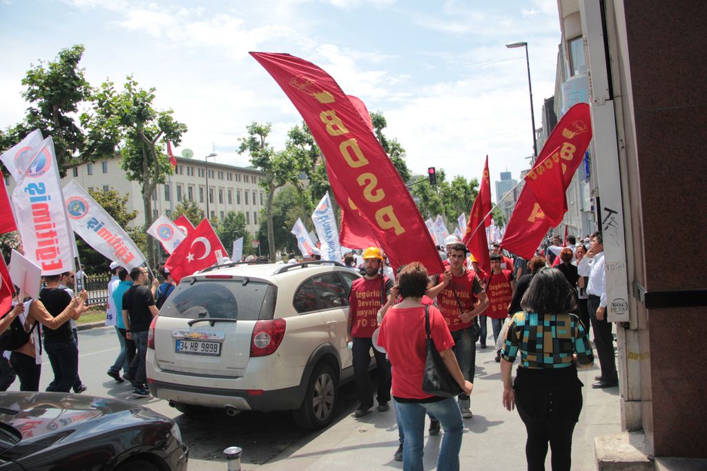 Sendikalar Gezi Parkına yürüyor