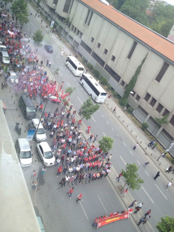 Sendikalar Gezi Parkına yürüyor