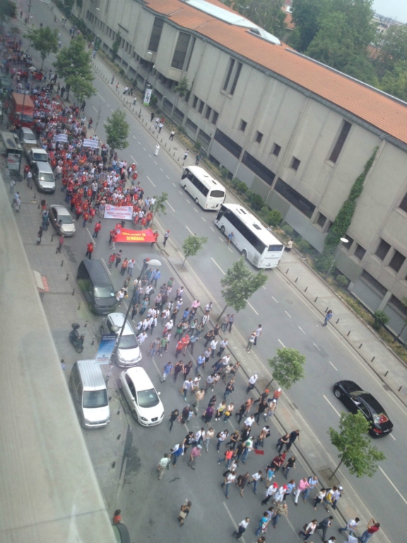 Sendikalar Gezi Parkına yürüyor