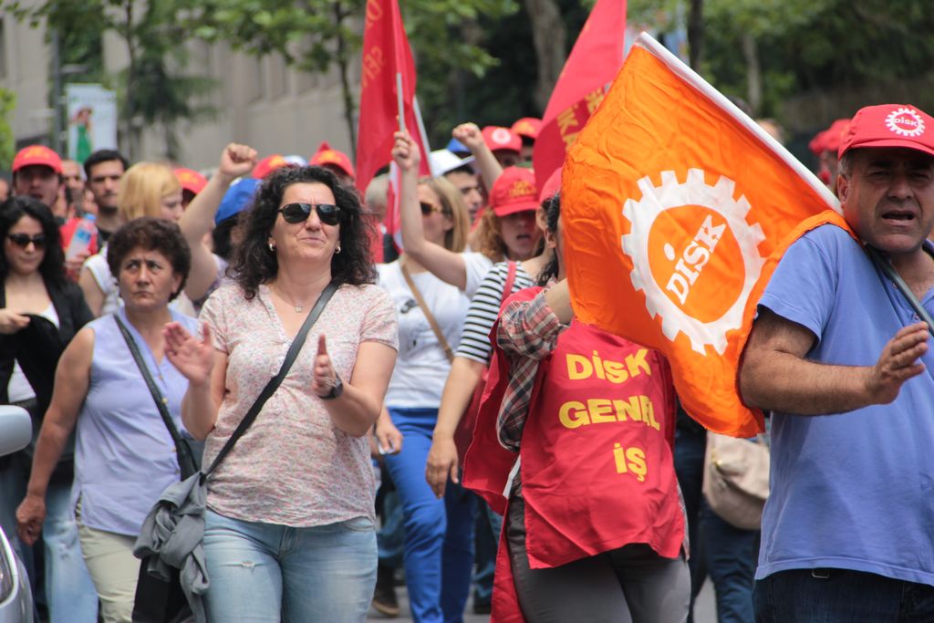 Sendikalar Gezi Parkına yürüyor