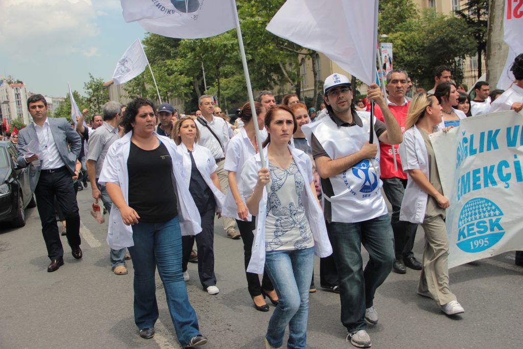 Sendikalar Gezi Parkına yürüyor