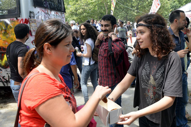 Sendikalar Gezi Parkına yürüyor