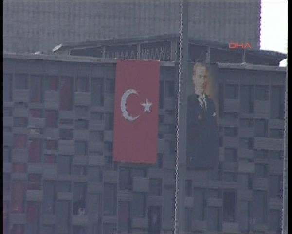 Taksim'e polis müdahalesi