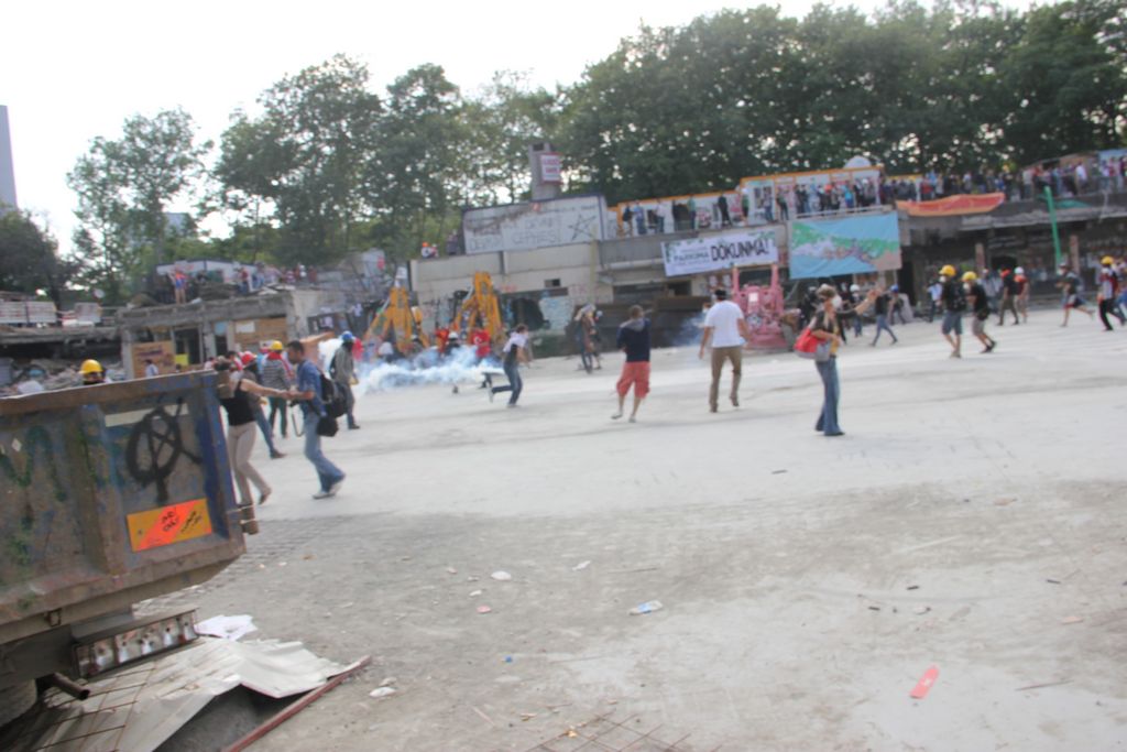 Taksim'e polis müdahalesi