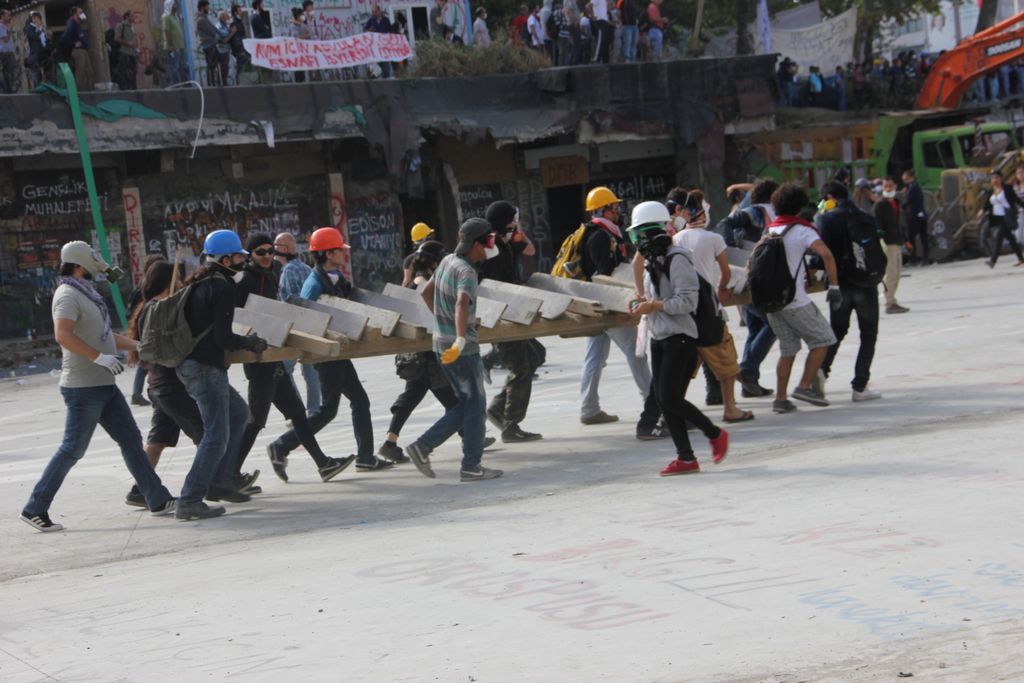 Taksim'e polis müdahalesi