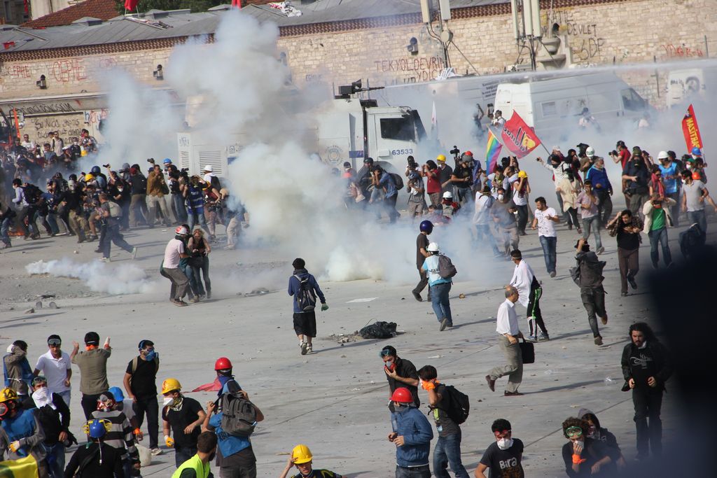 Taksim'e polis müdahalesi