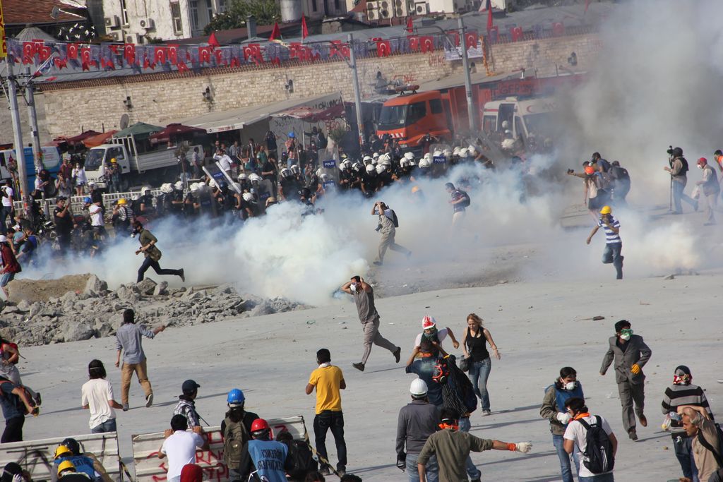 Taksim'e polis müdahalesi