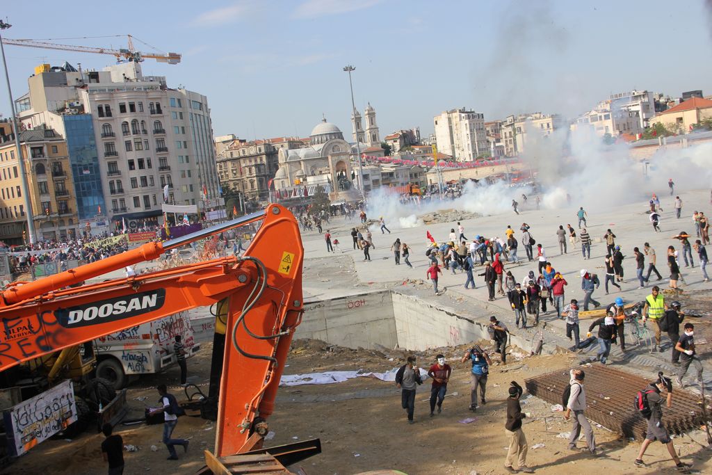 Taksim'e polis müdahalesi