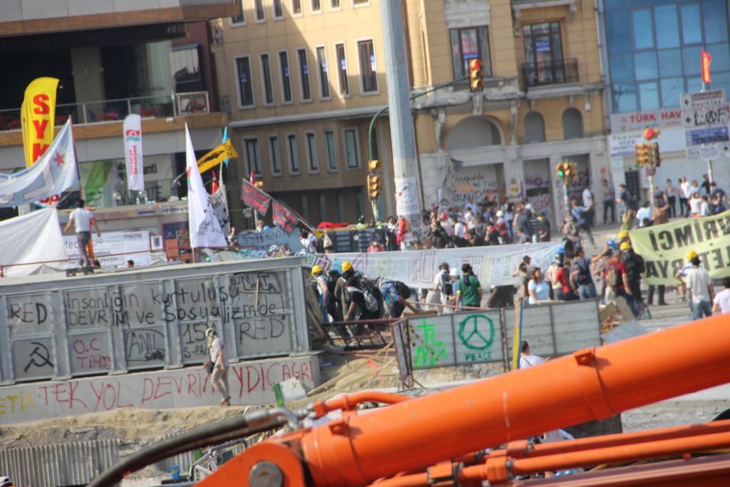 Taksim'e polis müdahalesi