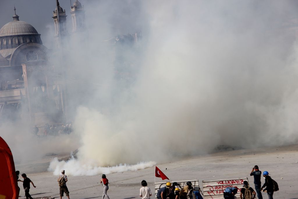 Taksim'e polis müdahalesi