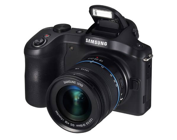 Samsung Galaxy NX kamerasını tanıttı