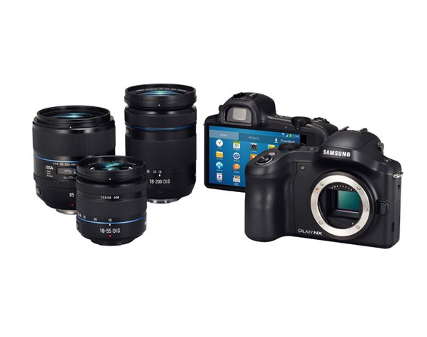 Samsung Galaxy NX kamerasını tanıttı