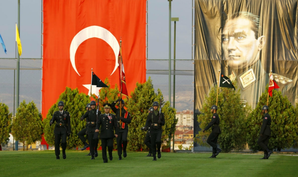 Cumhurbaşkanlığı Muhafız Alayı Sancak Devir Töreni