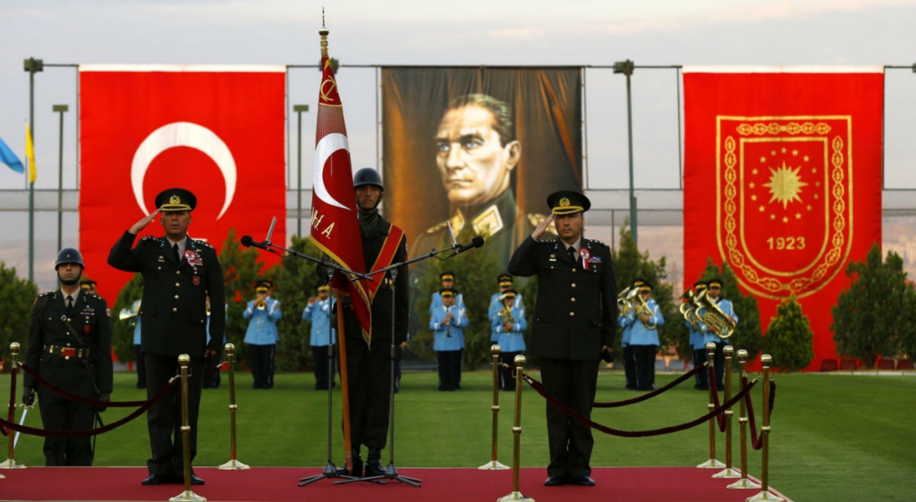 Cumhurbaşkanlığı Muhafız Alayı Sancak Devir Töreni