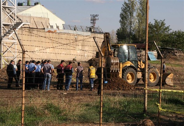 18 PKK'lı firarın kaçtığı cezaevinden görüntüler