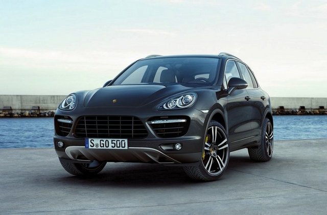 Porsche'un yeni SUV'u sahne alıyor