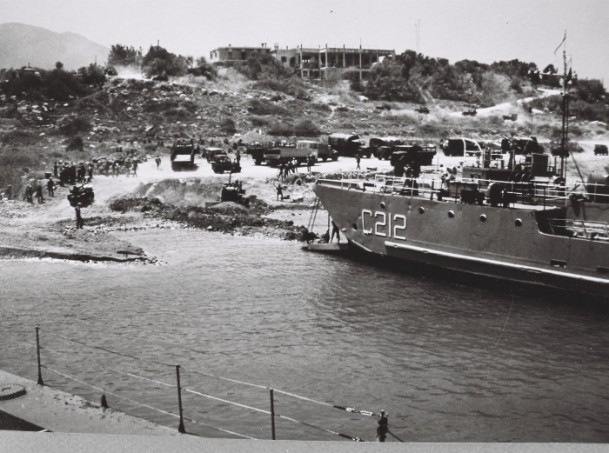 Kıbrıs Çıkarması'ndan tarihi fotoğraflar