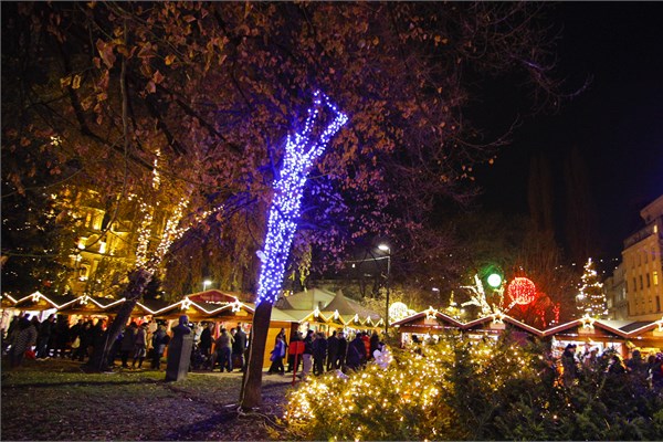 Hristiyan alemi Noel'i kutladı