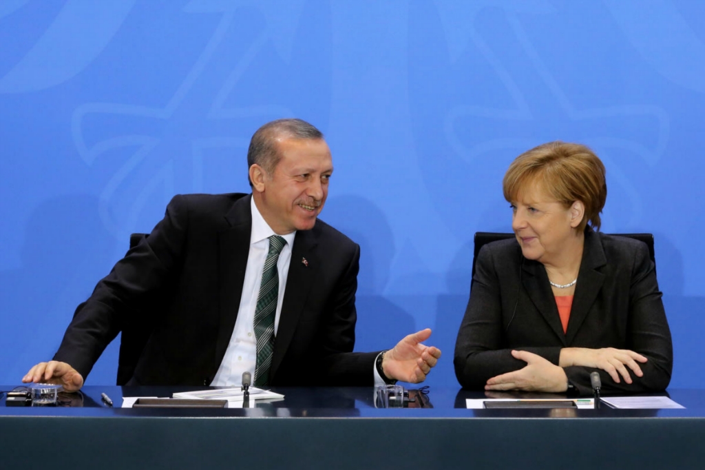 Erdoğan ve Merkel görüşmesinden ilginç kareler