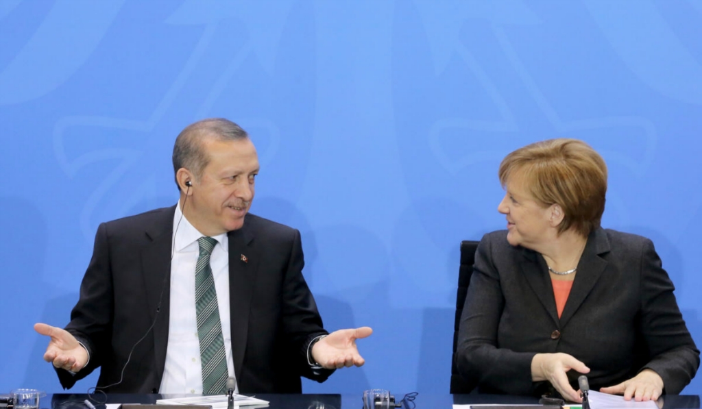 Erdoğan ve Merkel görüşmesinden ilginç kareler