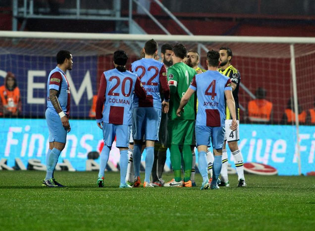 Trabzon'da sahaya 'göktaşı' düştü